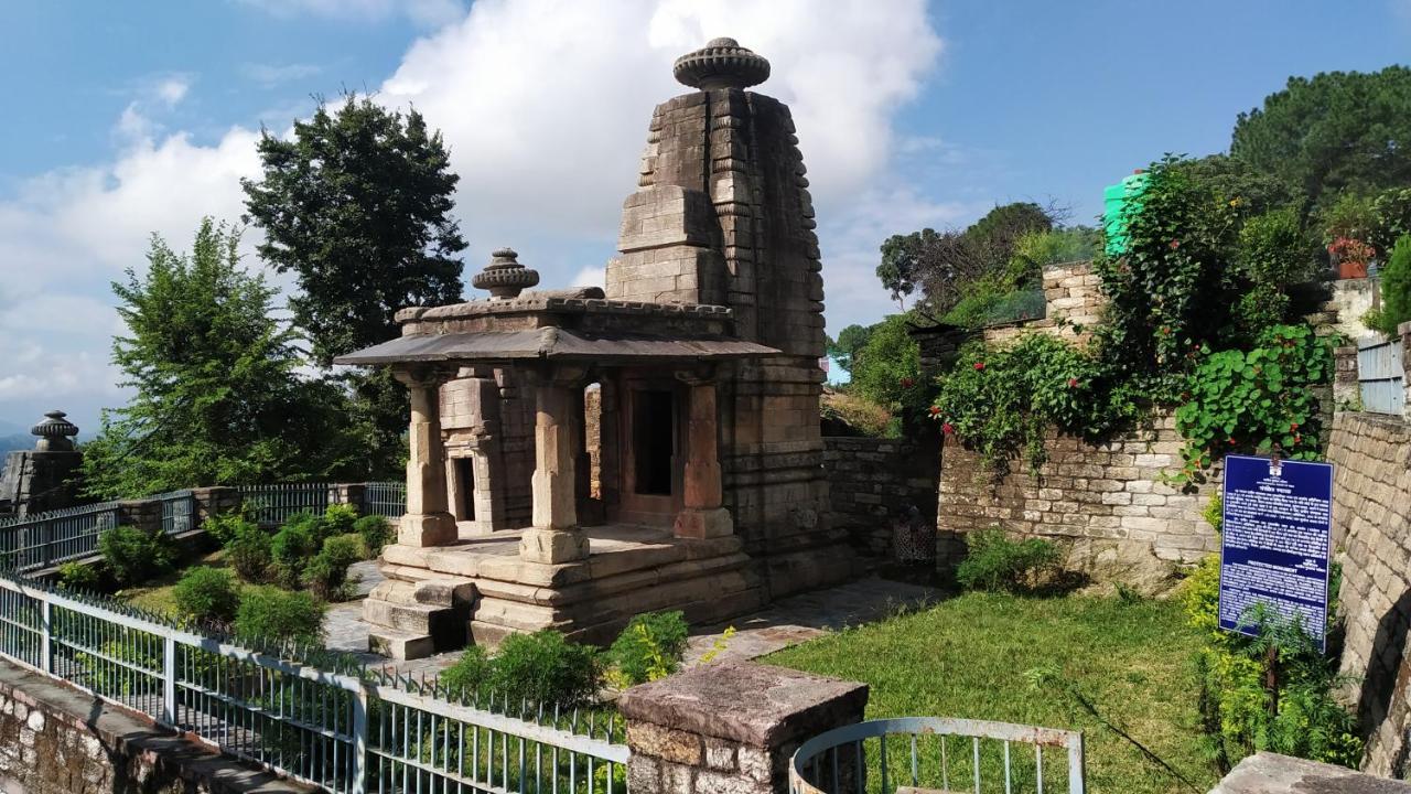 Dwarahat Village Farmstay- Babaji'S Cave Luaran gambar